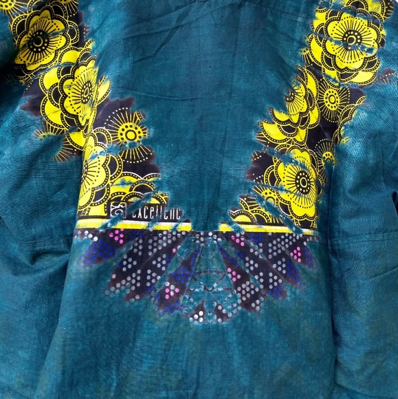 Unisex African Kampala dying and tied top - Picture 3 of 7